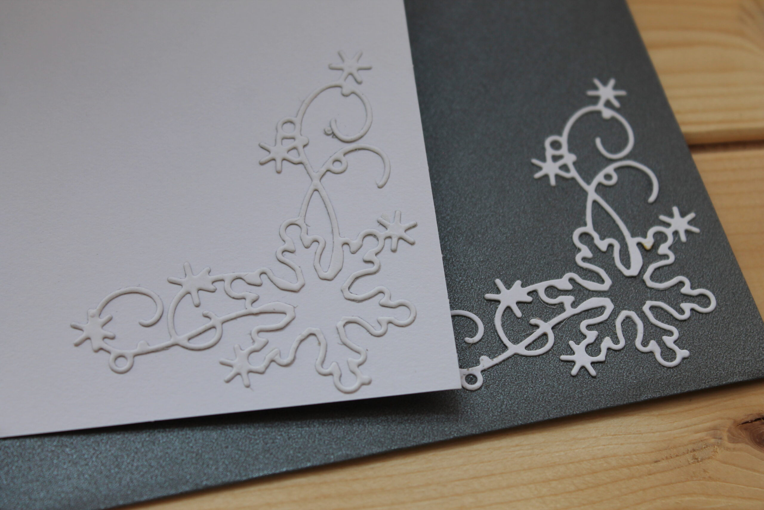 Carte de Noël artisanale "Eclats Boréals" - Eclats spontanés – Image 2