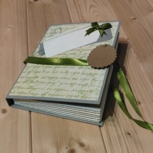 Carte livre - boite cadeau