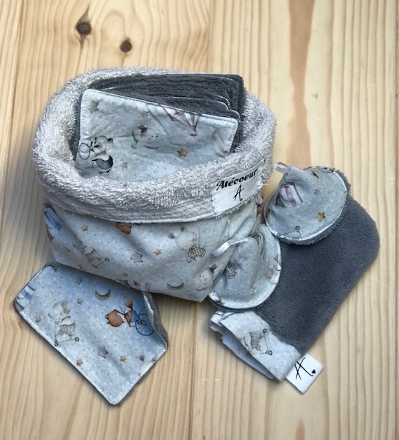 Kit naissance 1- panière, lingettes, mini gant, pare pipi – Image 2