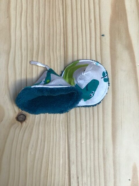 Kit naissance 1- panière, lingettes, mini gant, pare pipi – Image 8